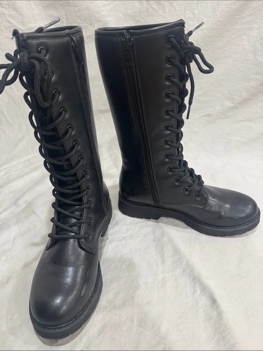 Steve Madden Girls Black Lace-Up Combat Boots